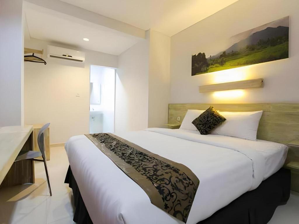 Life Puri Hotel Surabaya Gubeng Exteriér fotografie